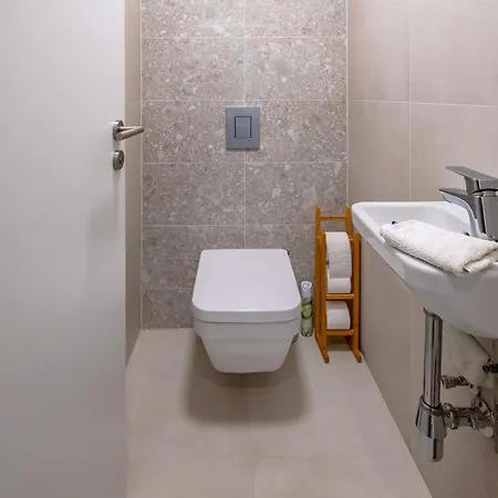 Myflat Coral Studio 15