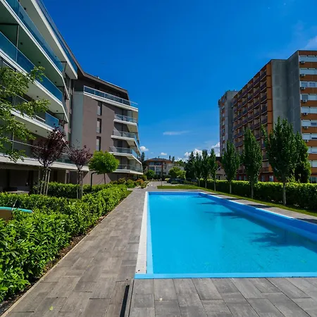 Myflat Coral 15 Luxora Apartment *
